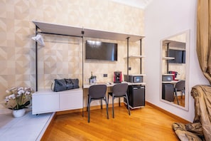 Comfort Double Room | Free WiFi