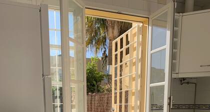 House with swimming pool in the best area of Jerez