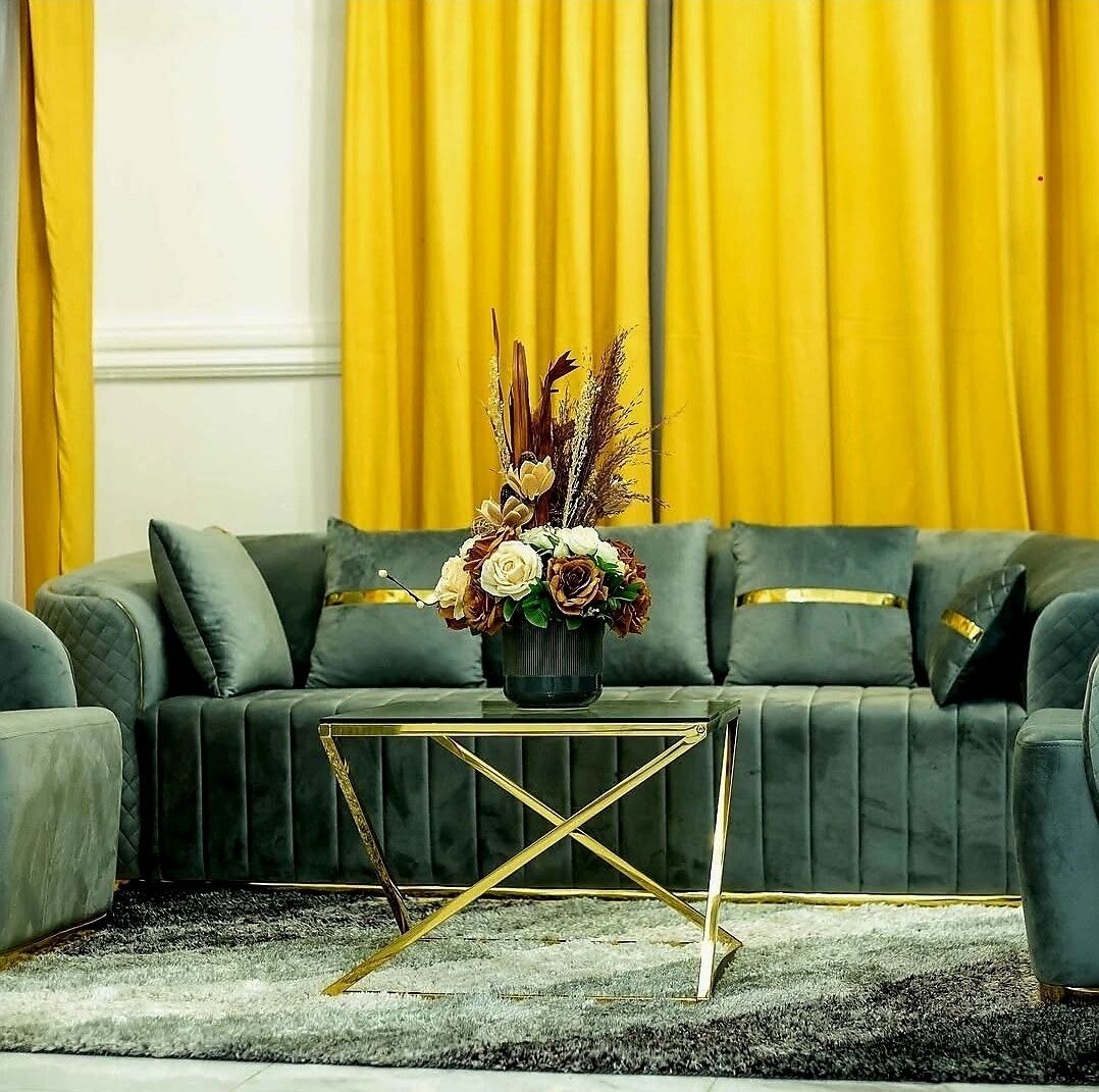 Executive-huone | Oleskelualue | Taulutelevisio