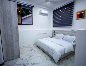 Standard Room | Desk, free WiFi