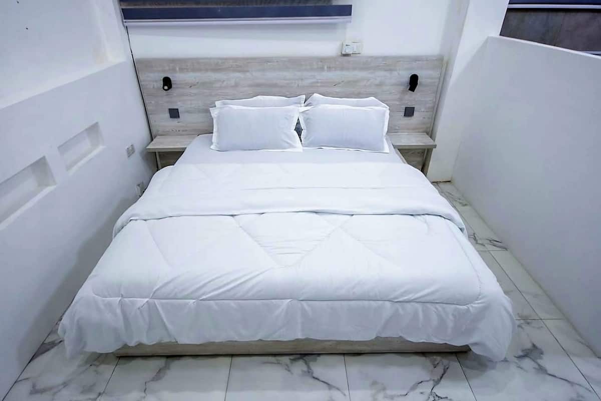 Quarto standard | Escrivaninha, Wi-Fi de cortesia