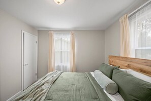 2 chambres, bureau, Wi-Fi gratuit, draps fournis
