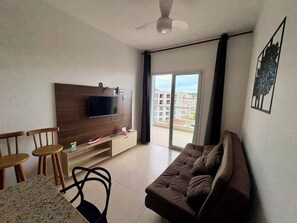 Living area - FOURTH FLOOR SEA VIEW WITH HEATED OUTDOOR POOL. (Praia Grande Ubatuba)