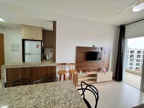 Interior - FOURTH FLOOR SEA VIEW WITH HEATED OUTDOOR POOL. (Praia Grande Ubatuba)