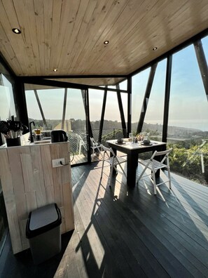 Chalet | Dining