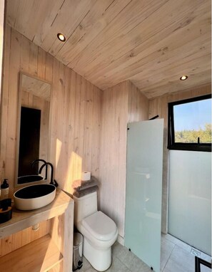 Comfort House, Partial Ocean View | Bathroom