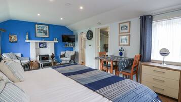 1 bedroom, individually decorated, individually furnished, free WiFi