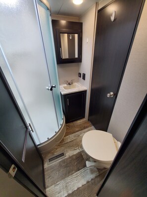 Towels, toilet paper