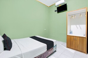 Deluxe Double Room | Free WiFi, bed sheets