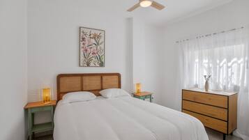 2 Schlafzimmer, Bügeleisen/Bügelbrett, WLAN, Bettwäsche