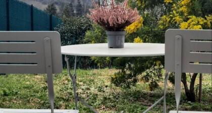 Tuscan Barn 15 min from Florence, Parking, Garden