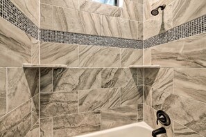 Towels, soap, shampoo, toilet paper