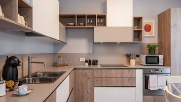 Apartment, Smoking | 4 bedrooms