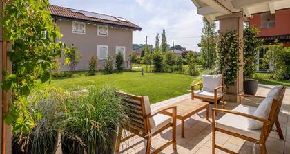 Green Lodge - Villa Tortora