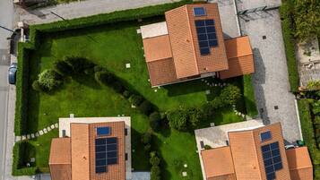 Apartment, Smoking | 4 bedrooms