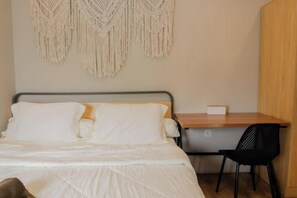 2 bedrooms, Internet, bed sheets