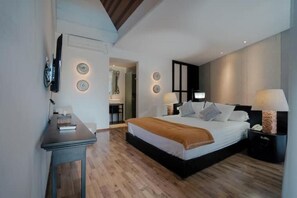 2 bedrooms, internet, bed sheets