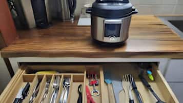 Coffee/tea maker, fridge, microwave, toaster