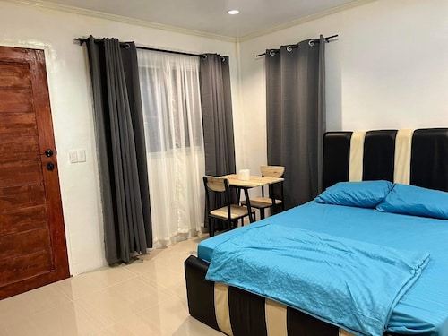 Cozy studio in Cotabato City with AC & Wifi