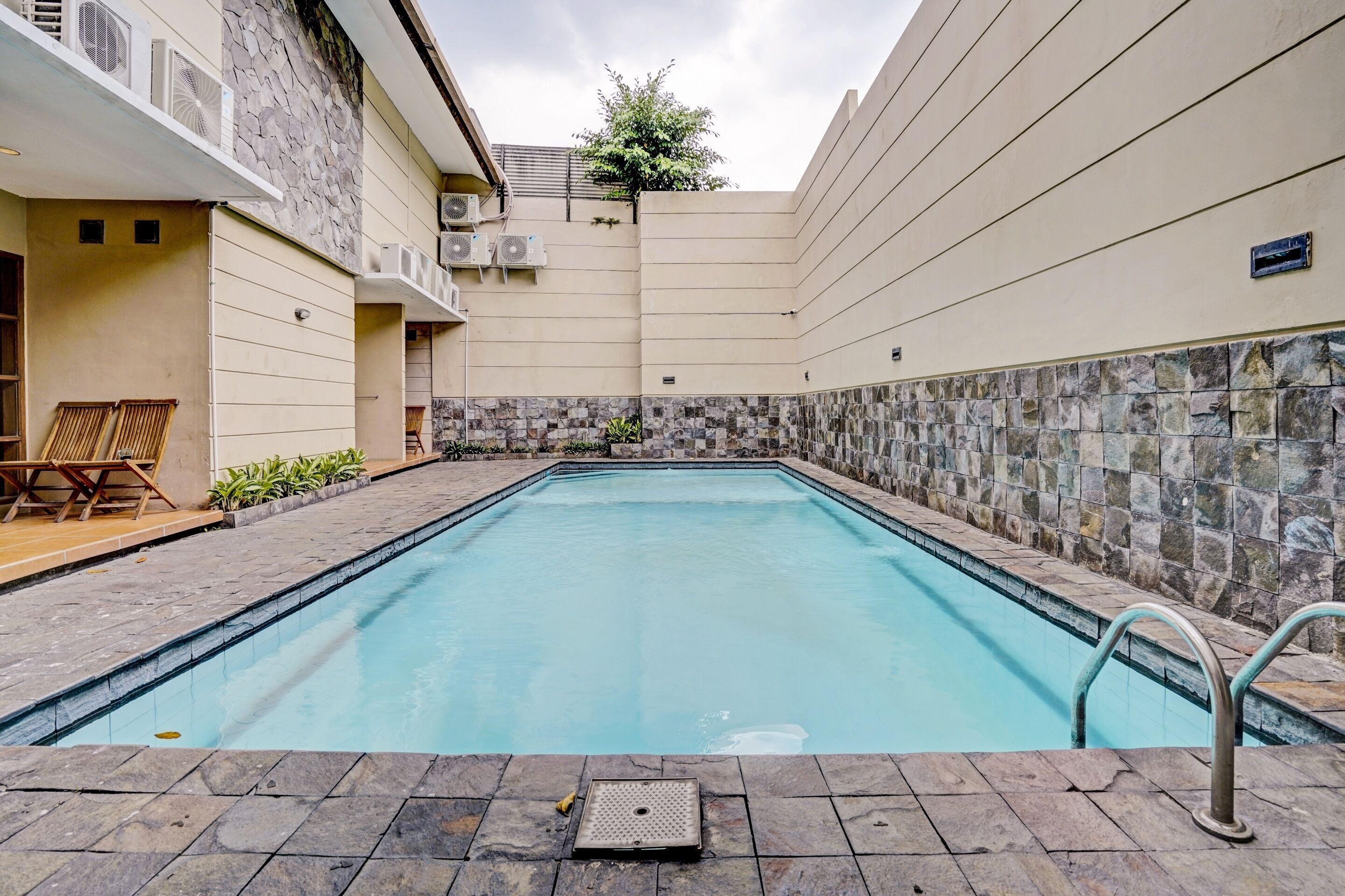 Piscine extérieure