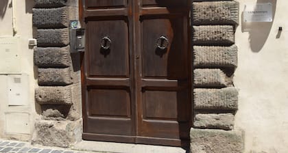 In the heart of Caprarola cozy apartment within walking distance of all services