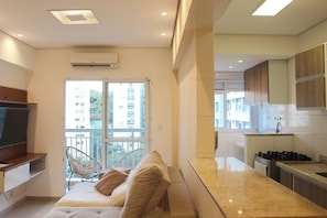 Apartamento, 2 quartos, sacada | Cozinha privada