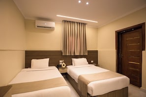 Superior Double or Twin Room, Mountain View | In-room safe, desk, soundproofing, iron/ironing board