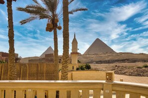 Restaurant - Secrets Of The Pyramids Hotel (Giza)