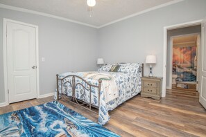 Desk, iron/ironing board, free WiFi, bed sheets