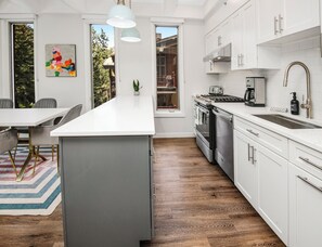 Fridge, microwave, oven, stovetop - Village Center 5E | 2BR Condo in the Heart of Vail Village (Vail)
