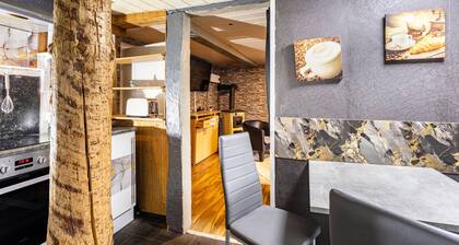 Apartment 'Happy 2' mit Bergblick, privater Terrasse und WLAN