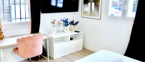 1 bedroom, Internet, bed sheets