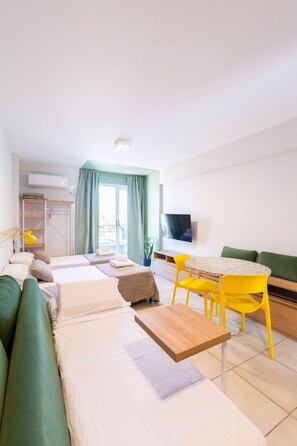 Interior - Hornera Caffe - Terminal, Bioceres, IUNIR (Rosario)