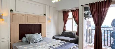 Deluxe Double Room | Free WiFi, bed sheets