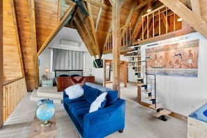 TV, fireplace, books, stereo