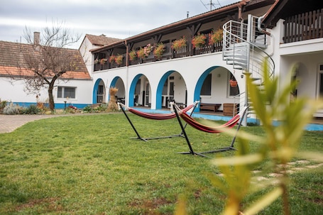 Exterior. Penzion Posada Podivín