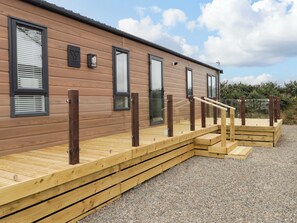 Property grounds - Dolphin (Haverfordwest)