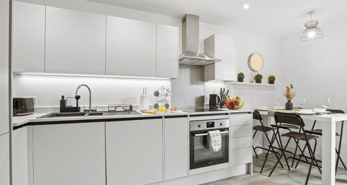 10%OffWeekly - Cosy & Spacious Studio with Parking in Hemel Hempstead