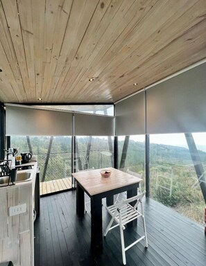 Comfort Cottage, Partial Ocean View | Living area