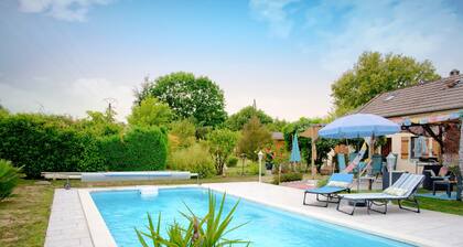 Les TuiliĂšres â Chambre dâhĂŽtes avec piscine et climatisation Ă Mouleydier