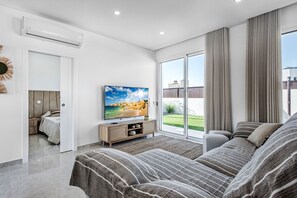 3 Schlafzimmer, Zimmersafe, kostenloses WLAN, Bettwäsche