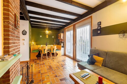 Holiday Home 'Landhaus' with Mountain View, Private Terrace and Wi-Fi