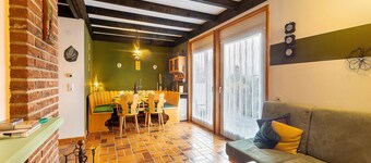 Holiday Home 'Landhaus' with Mountain View, Private Terrace and Wi-Fi