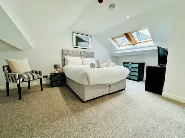 Apartment, Courtyard View | Premium bedding, individually decorated, individually furnished - West Street Mews Serviced Accommodation (Exeter)