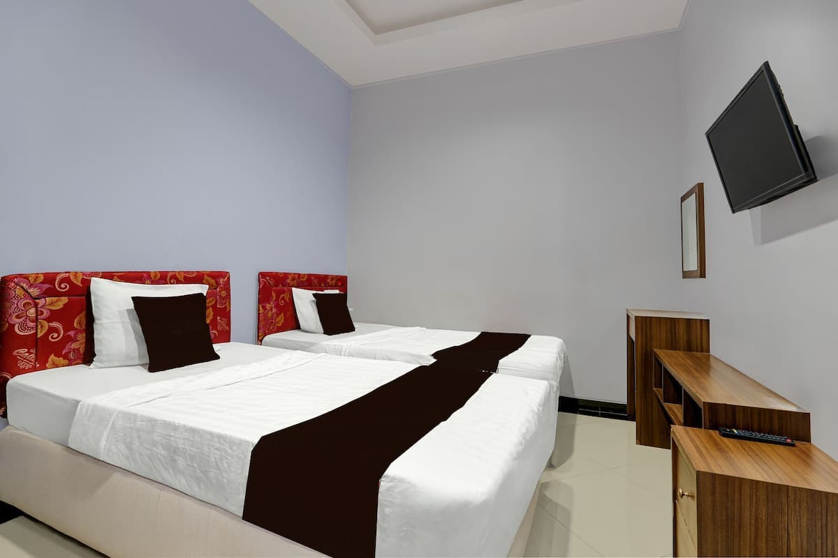 Standard Twin Room | Free WiFi, bed sheets