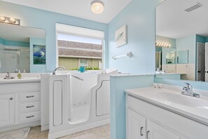 Towels, soap, shampoo, toilet paper