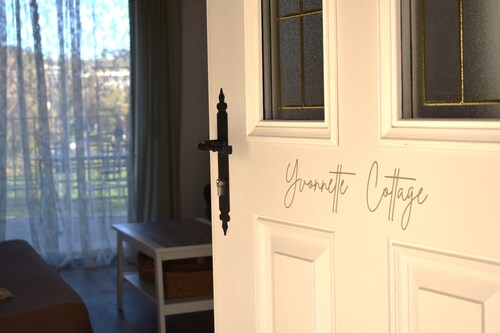 Yvonnette Cottage - A bucolic interlude