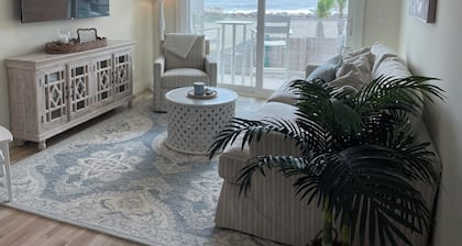 BRAND NEW OCEANFRONT LUXURY CONDO! Heated pool and hot tub!!
