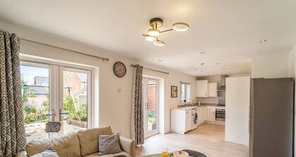Pass the Keys | Experience Bicester Village near our Spacious Home