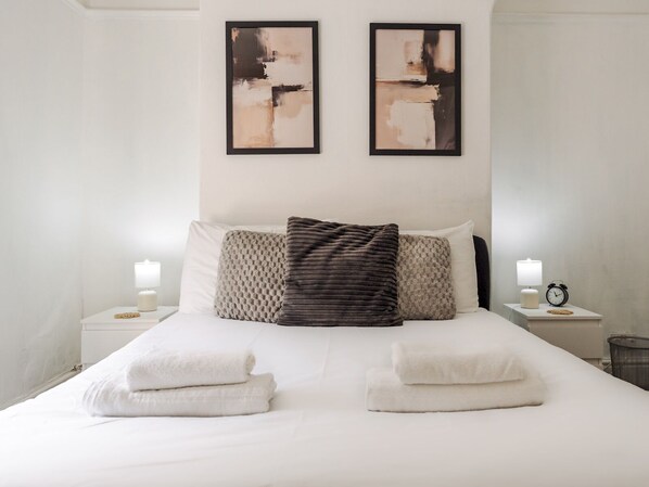 2 Schlafzimmer, Bügeleisen/Bügelbrett, kostenloses WLAN, Bettwäsche